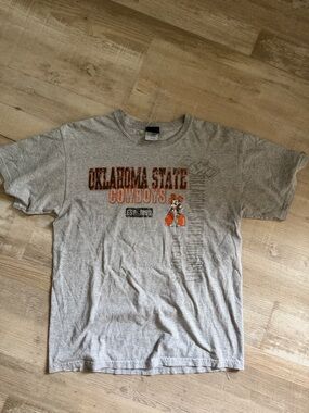 Gildan Gray Oklahoma State Cowboys Graphic Tee with Orange Accents
